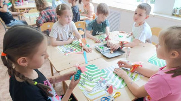 Летние творческие открытия: юные мастера создают красоту Летние творческие открытия: юные мастера создают красоту.