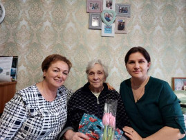 Поздравление ветеранов педагогического труда Поздравление ветеранов педагогического труда.